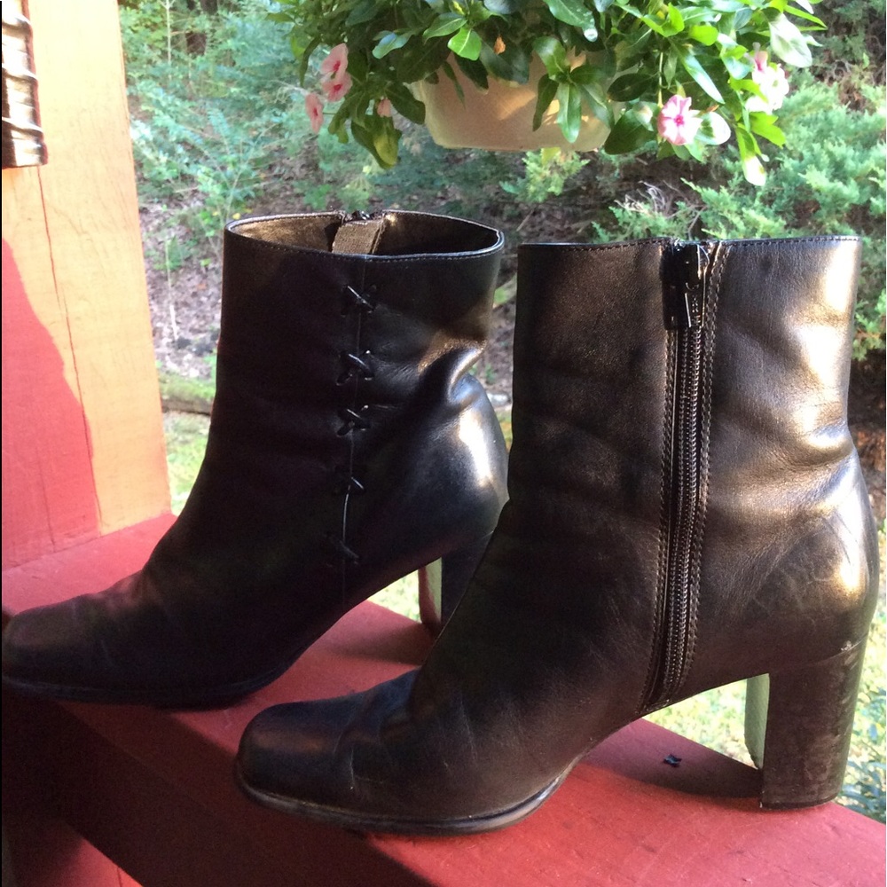 Belle Black Leather boots